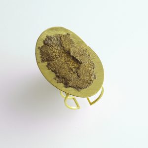 Anello in oro, miscela d’oro e resina epossidica