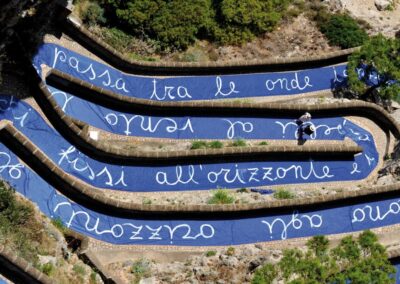 Nanni Balestrini, Capri Via Krupp, 2009, acrylic painting on fabric, 800 x 140 cm